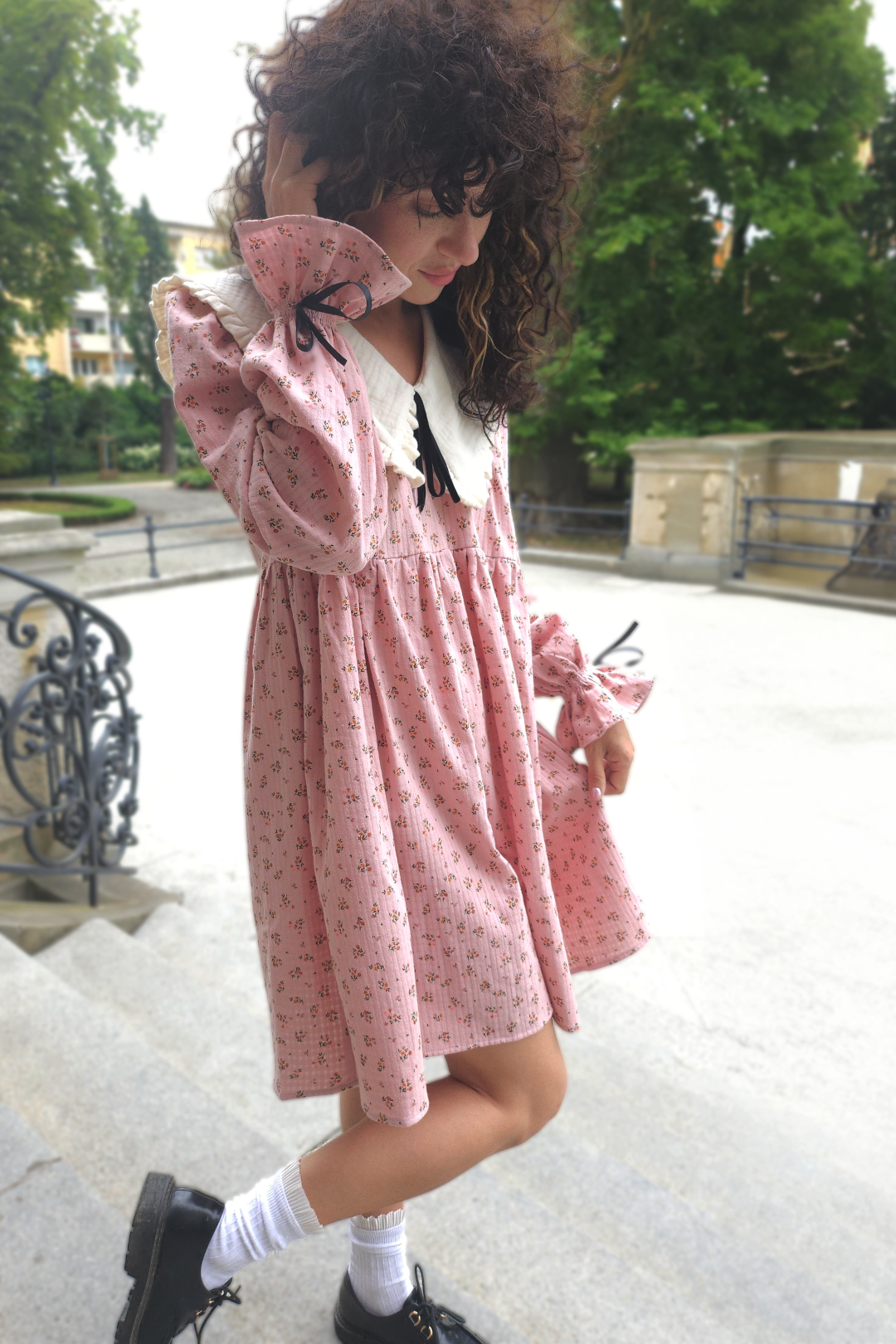 RÓŻOWA SUKIENKA WHISPERING FLOWER - obrazek 6