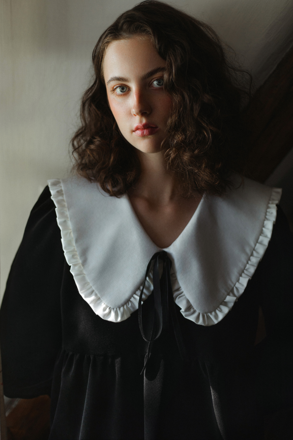 SUKIENKA BLACK VELVET - obrazek 2